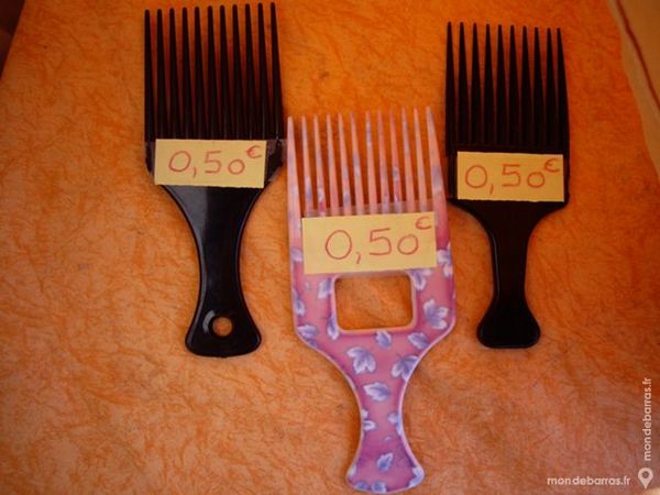 Divers Fourches-Peigne � 0,50 � pc 1 Bouxwiller (67)