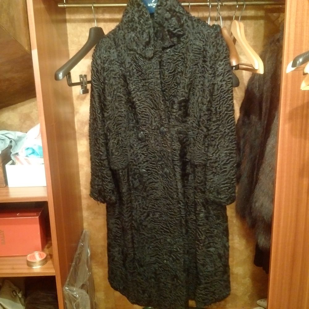 Divers manteaux en fourrures 0 Nice (06)