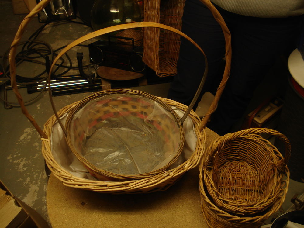 divers paniers et corbeilles en osier et autres 0 M�rignies (59)