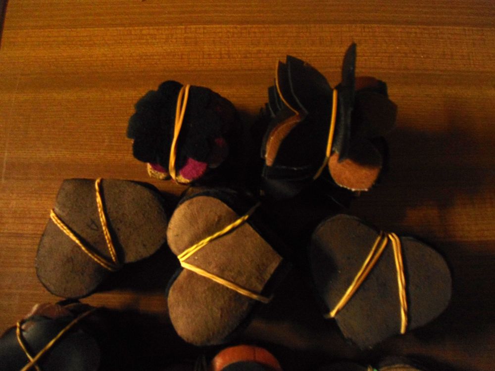  lot de divers straffe cuir et tissu 15 Mauguio (34)