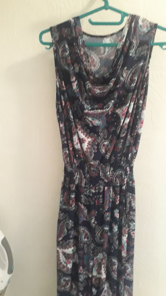 Divers v�tements et chaussures 10 Sainte-Foy-l�s-Lyon (69)