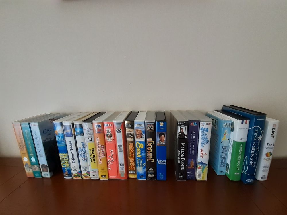 DIVERS VHS 0 Marcq-en-Bar�ul (59)