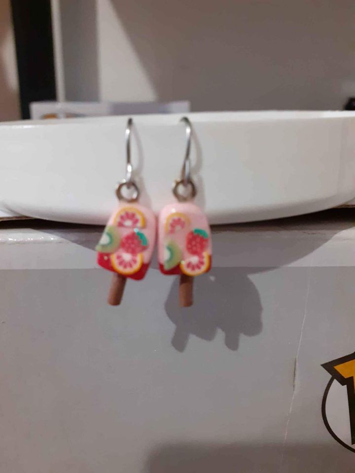 Diverses boucles d'oreilles 1 Le Mas-d'Agenais (47)