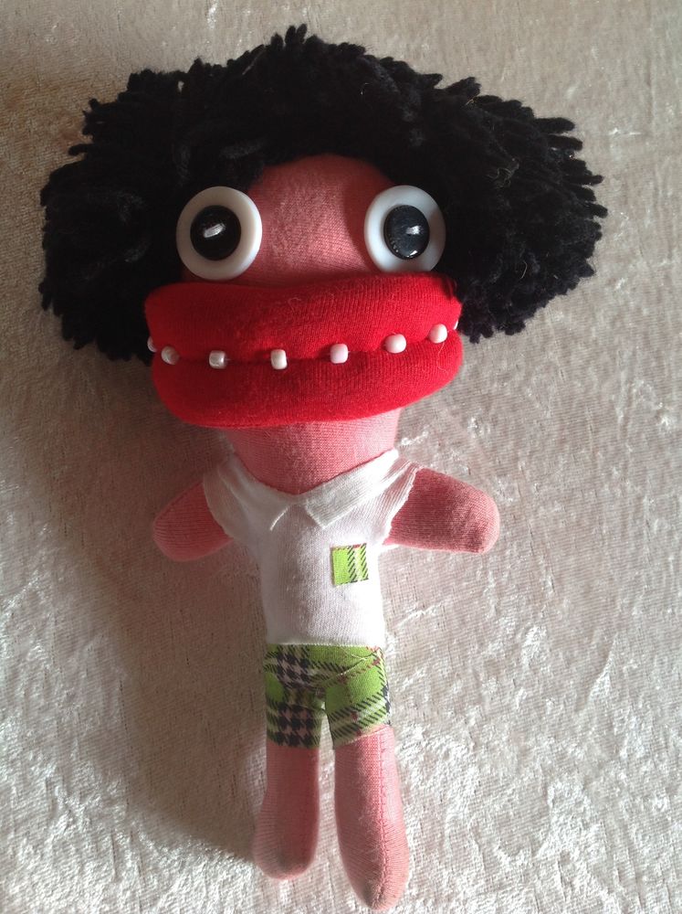 DOO DOLLS NOIROSE YEUX BOUTONNEUX DENTS PERL�ES Envoi Possib 5 Tr�gunc (29)