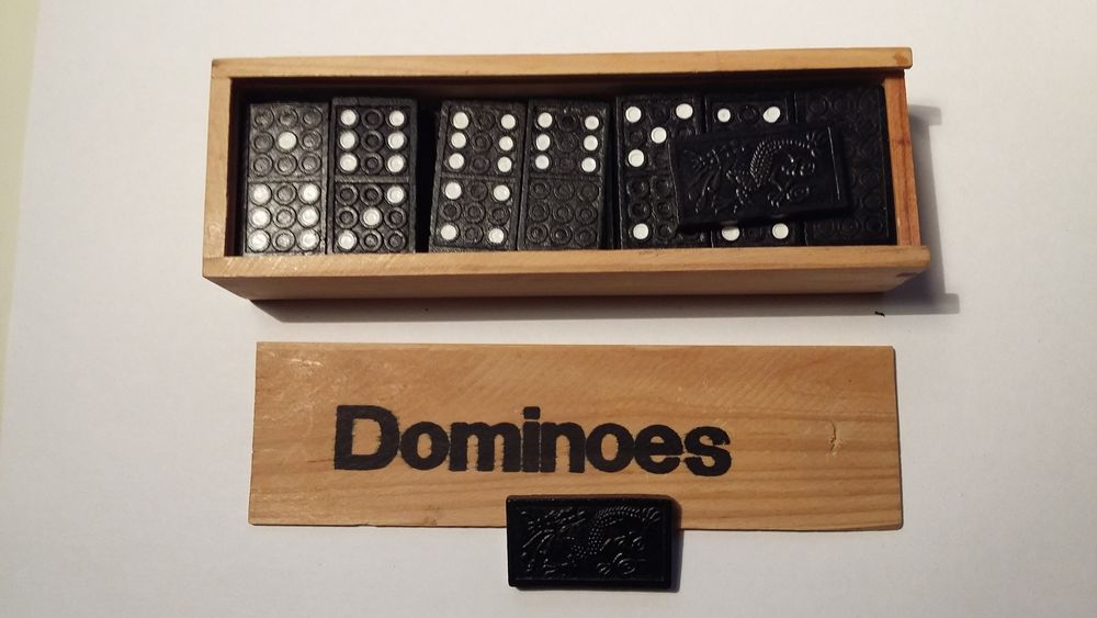 Jeu de Dominos 10 Limoges (87)