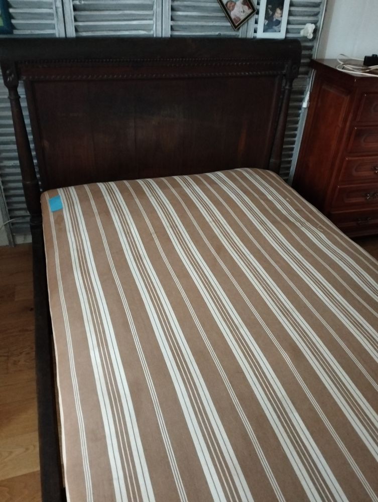 donne lit ancien 120x190 bois � r�cup�rer sur place 0 Vannes (56)