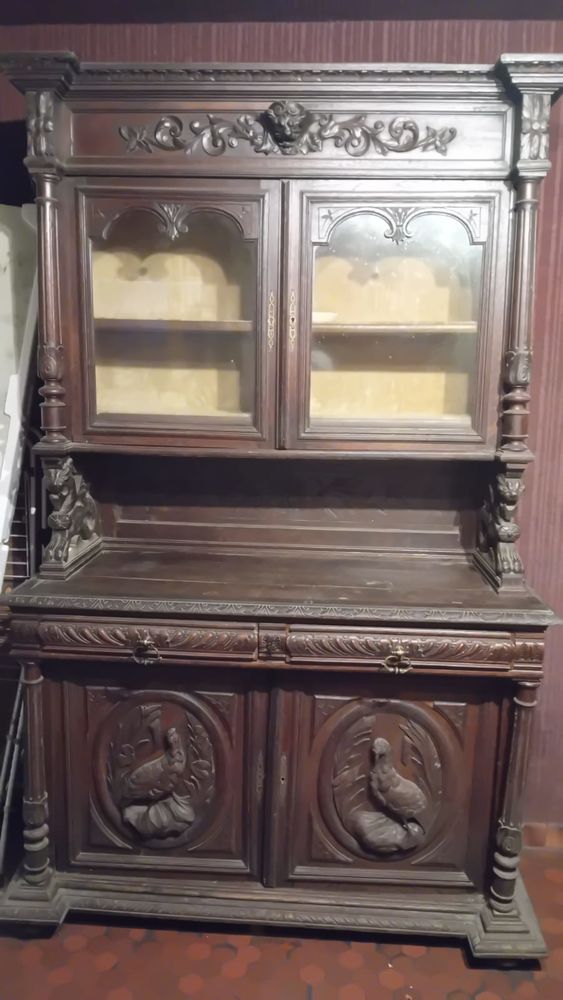 Donne buffet style Henri II
0 Rochecorbon (37)