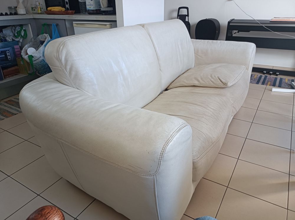 Donne canap� cuir blanc 0 Saint-Denis (97)