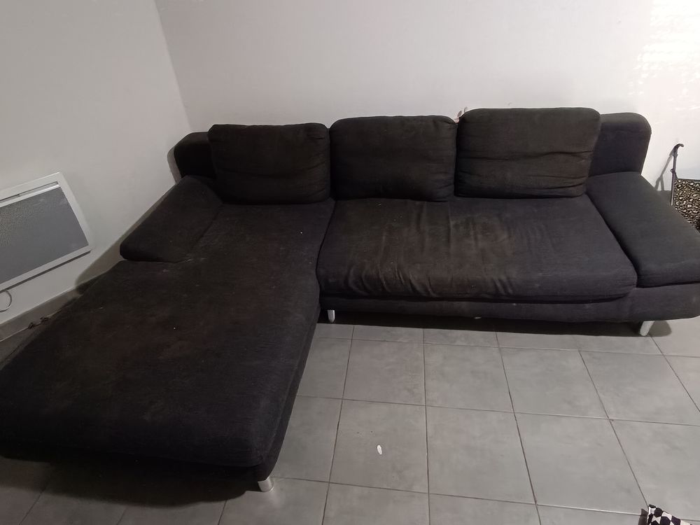 Donne canape 0 Lunel (34)