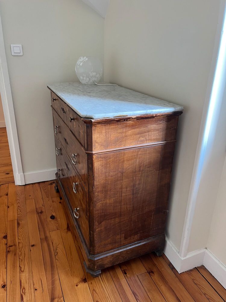 JE DONNE - Commode en bois / marbre 0 Charbonni�res-les-Bains (69)