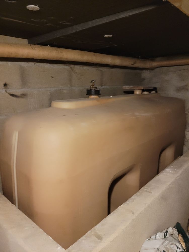 donne cuve de 2000litres PVC 0 Bersac-sur-Rivalier (87)