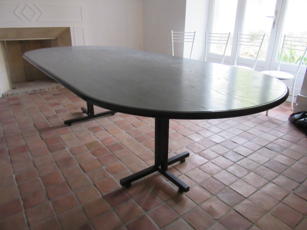 donne grande table 0 Port-Louis (56)