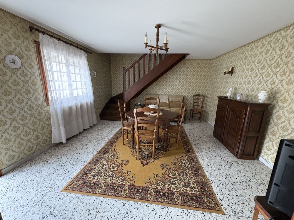 Donne meubles 0 Annot (04)