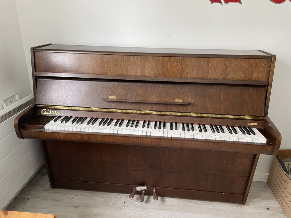 donne piano droit bon �tat 0 Croissy-sur-Seine (78)