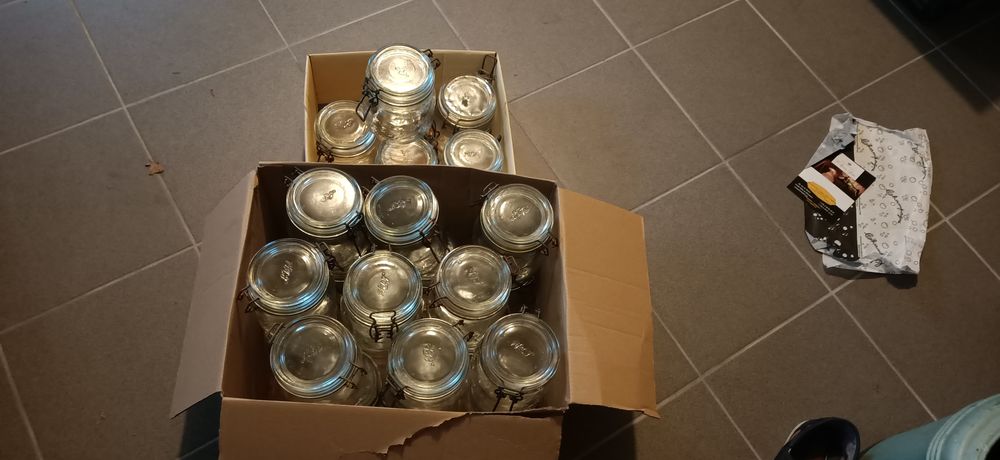 Je donne 24 pots de conserve de capacit� 750 ml 0 Biscarrosse (40)