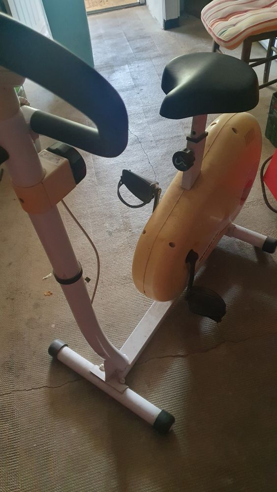 DONNE VELO D'APPARTEMENT DE R�ADAPTATION 0 Benet (85)