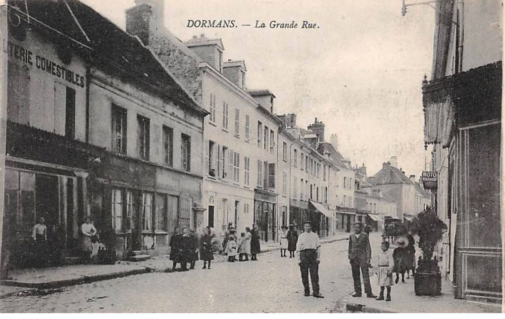 Cpa du 51 - DORMANS  , la Grande Rue. . 4 Lucheux (80)