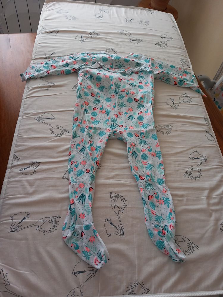 Dors bien ? pyjama ? grenouill�re-2 ans-Marque Z--Neuf 12 Lyon 8 (69)