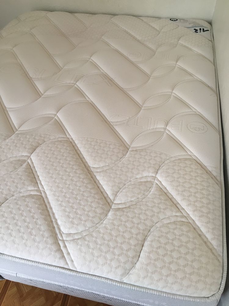 Lit double 160X200 BULTEX 395 Paris 18 (75)