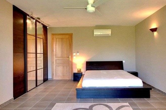 Lit double 160x200 parfait �tat 350 Roquebrune-sur-Argens (83)