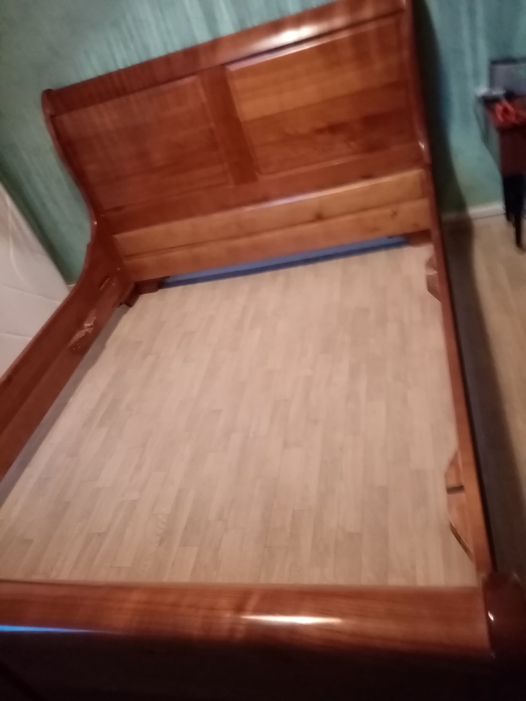 Lit Double en Bois Ch�taigne Brillant 100 Colomiers (31)