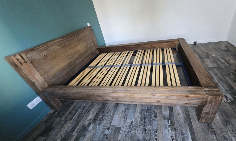 Lit double en bois massif ? solide et intemporel 80 Thouar�-sur-Loire (44)