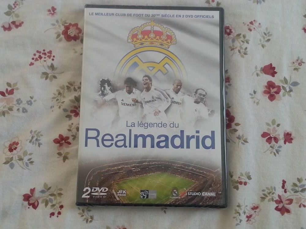 Double DVD la l�gende du Real Madrid 8 Saint-Laurent-de-Mure (69)