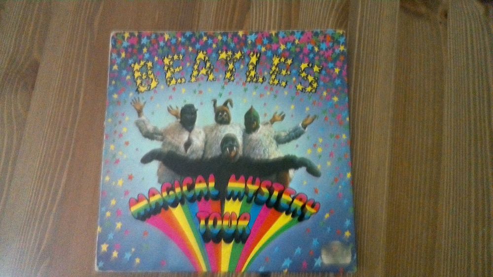 doubles 45 tours sp�cial collector  des BEATLES 80 Brignais (69)