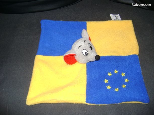 Doudou carre plat souris - europa park 10 Mulhouse (68)
