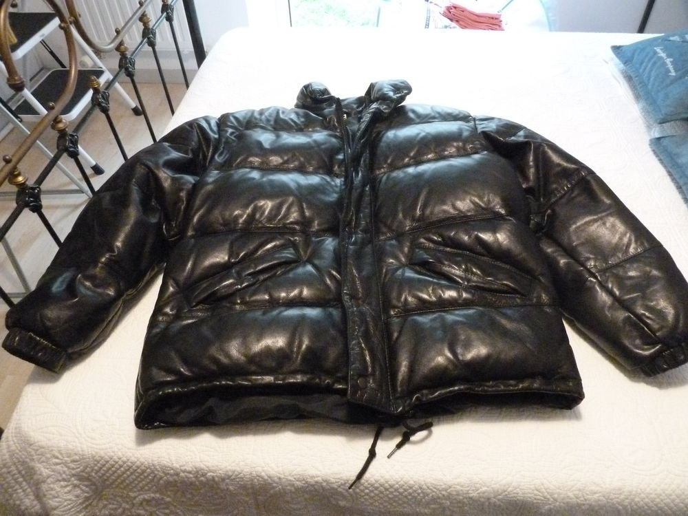 doudoune en cuir noir 95 Concarneau (29)