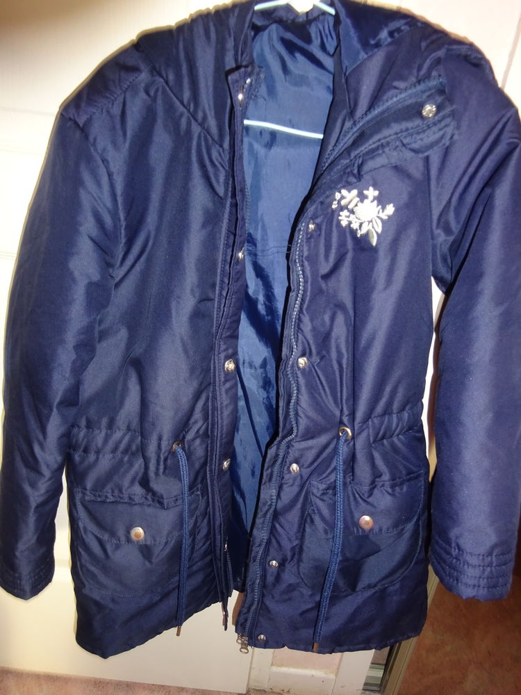 DOUDOUNE fille 10 ans 6 Fontaines-sur-Sa�ne (69)