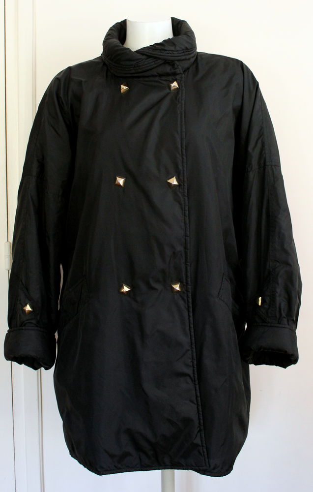 Doudoune manteau noir et or RAMOSPORT 
T.L soit 40/42 80 Issy-les-Moulineaux (92)