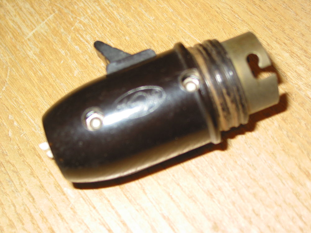 Douille DE LAMPE en bak�lite avec interrupteur marque USE 16 5 Marseille 13 (13)