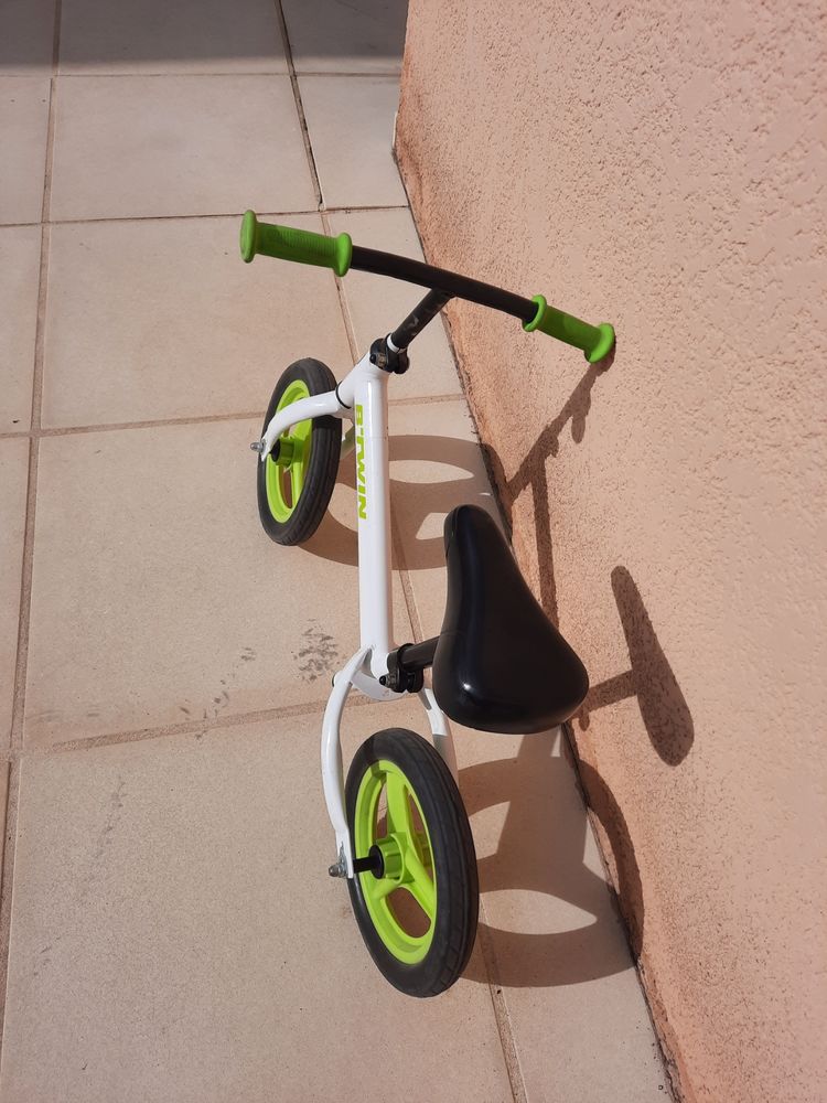 Draisienne. 15 Villelongue-de-la-Salanque (66)