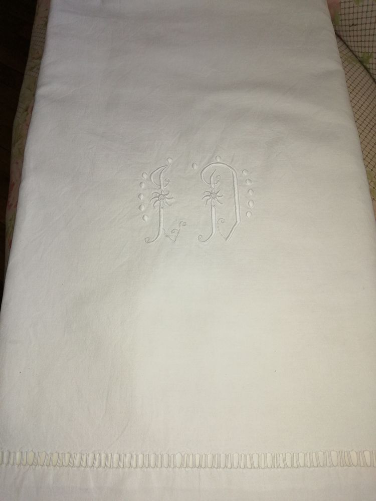 Drap monogramme 45 Ch�teauroux (36)