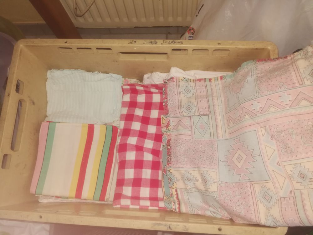 Draps serviettes et autre 15 Le Creusot (71)