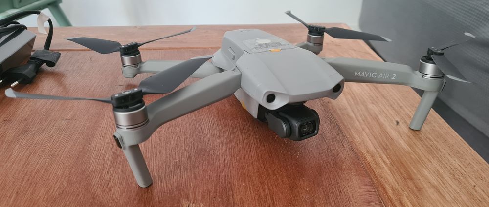  DRONE DJI MAVIC AIR 2 420 Biganos (33)