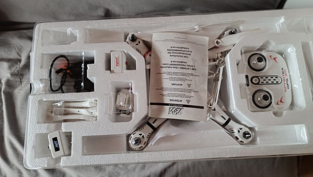 Drone 90 Tou�t-de-l'Escar�ne (06)