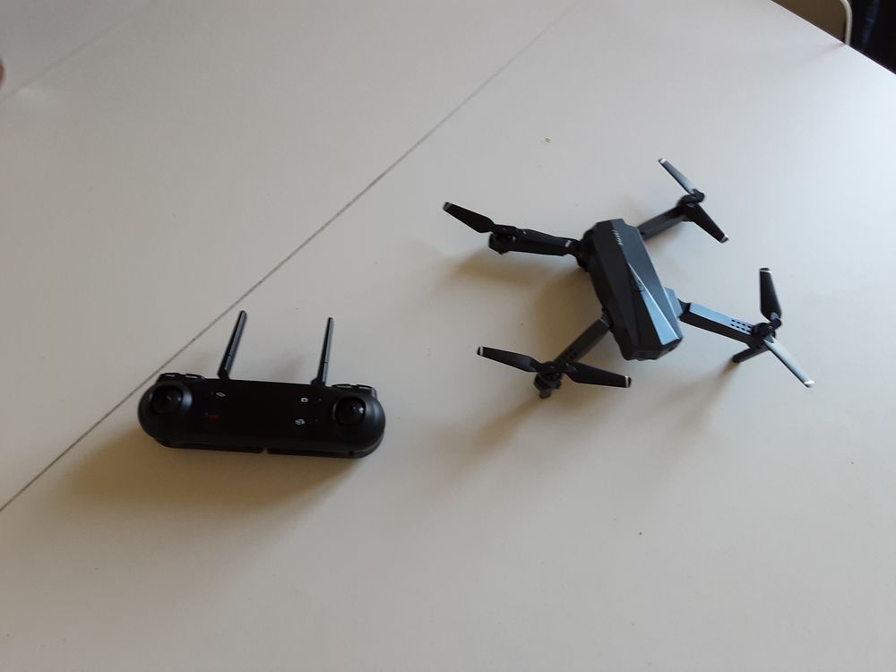 DRONE. 120 Margny (51)