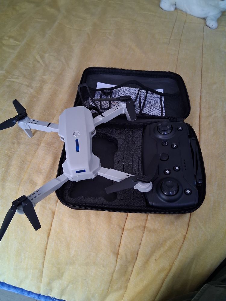 drone 50 Lillebonne (76)