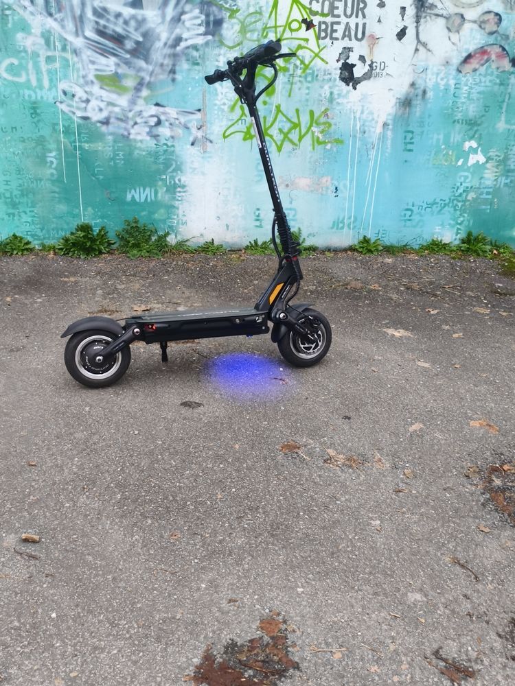 Dualtron Victor 60V30A + chargeur rapide 1000 Brest (29)