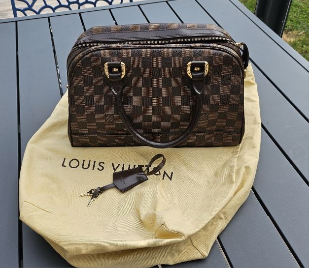Sac Duomo Louis Vuitton Port� 1 fois 1200 Neuville-de-Poitou (86)