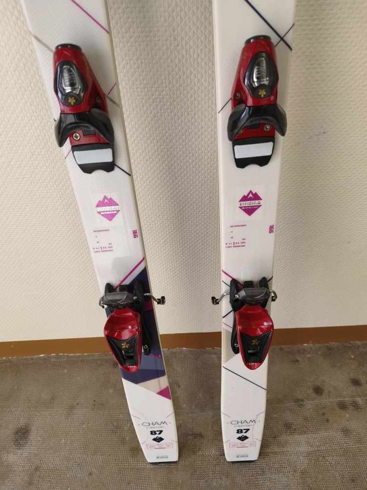 Ski Dynastar Cham 87 2.0 femme 180 Sallanches (74)