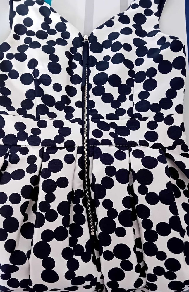 �OE� Robe �blouissante patineuse �  pois Kocca taille 34 16 Gap (05)