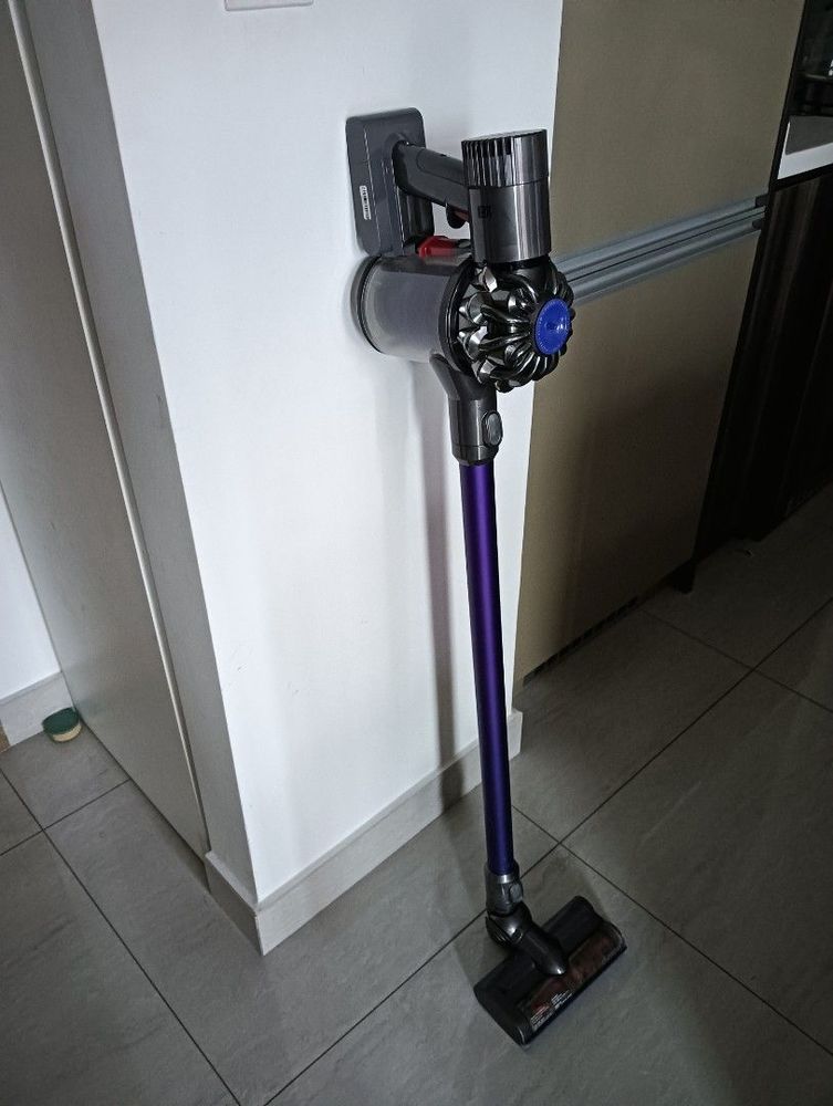 Dyson 150 Al�s (30)