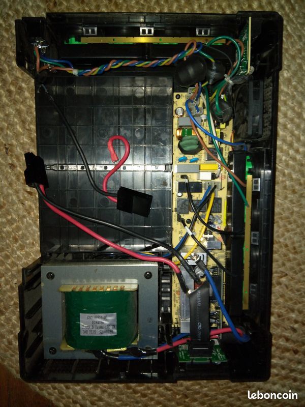 Eaton elipse pro 1200 pour pi�ces 0 Beauchamp (95)