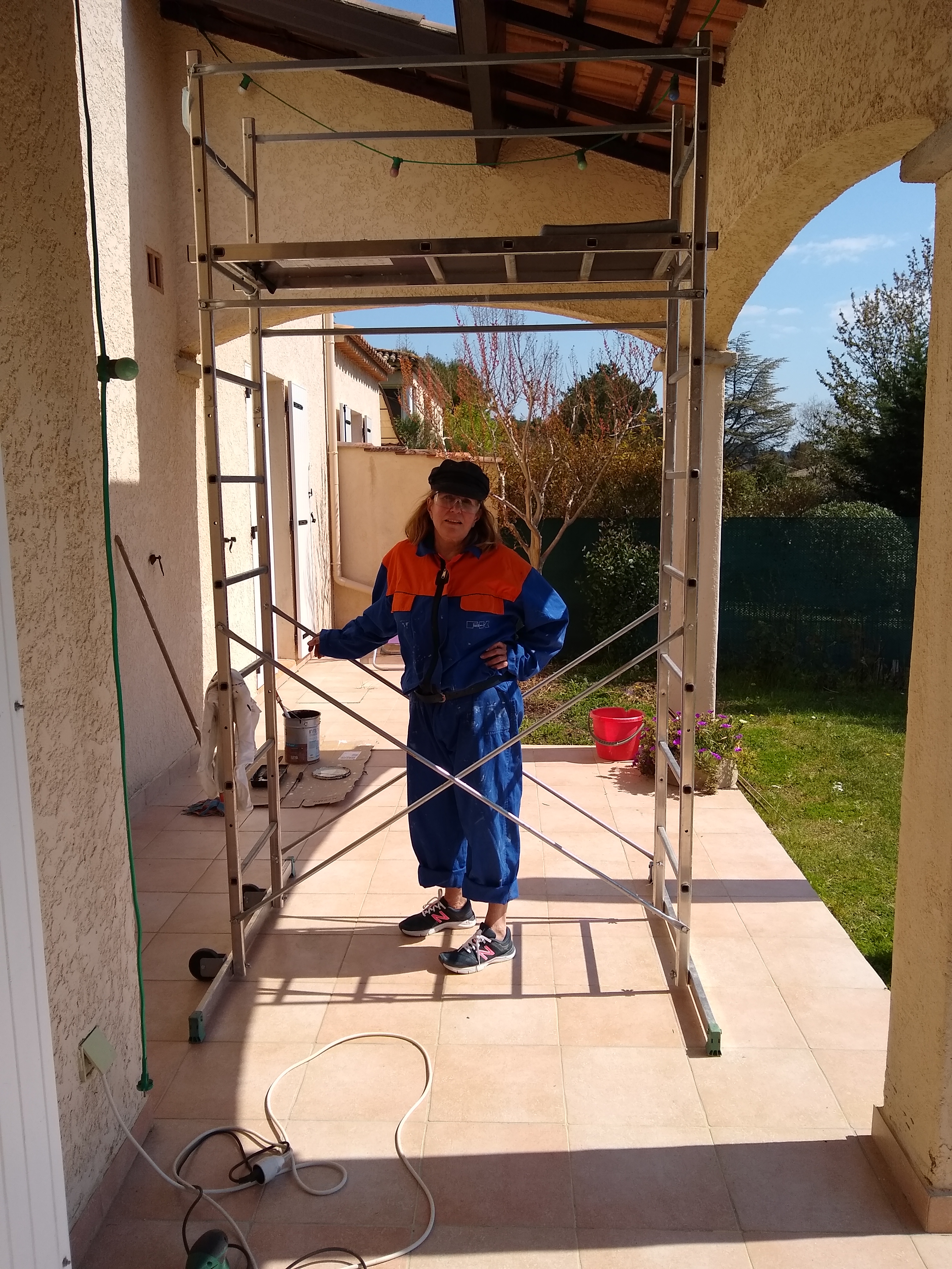 ECHAFAUDAGE en Alu  de  3 M de hauteur environ 80 �guilles (13)