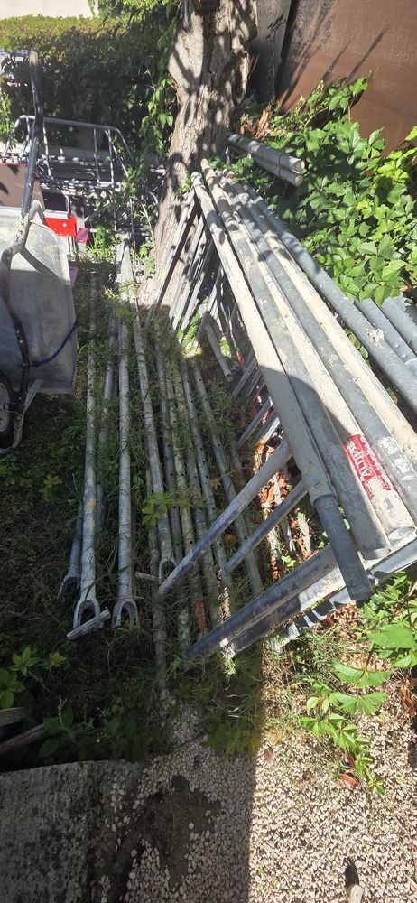 �chafaudage de ma�on altrad 1495 Saint-Gervais (30)