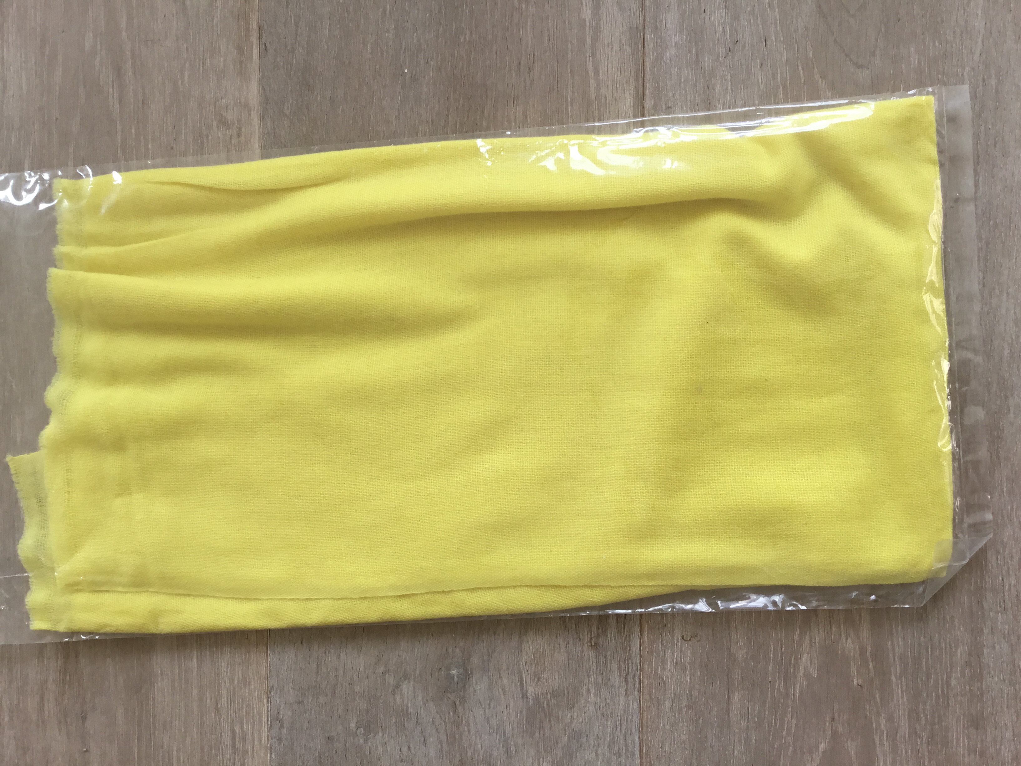 �charpe 50/50 cashmere /laine 35 Paris 9 (75)