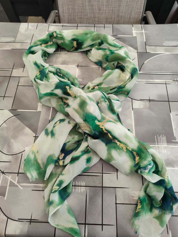 �charpe fine 12 Givet (08)